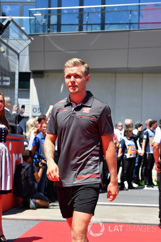 Kevin Magnussen, Haas F1 on the drivers parade