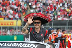 Kevin Magnussen, Haas F1 lors de la parade des pilotes