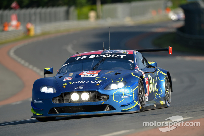 #90 TF Sport Aston Martin Vantage: Salih Yoluc, Euan Alers-Hankey, Charles Eastwood