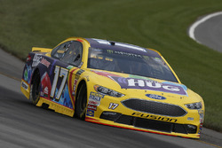 Ricky Stenhouse Jr., Roush Fenway Racing, Ford Fusion Little Hug Fruit Barrels