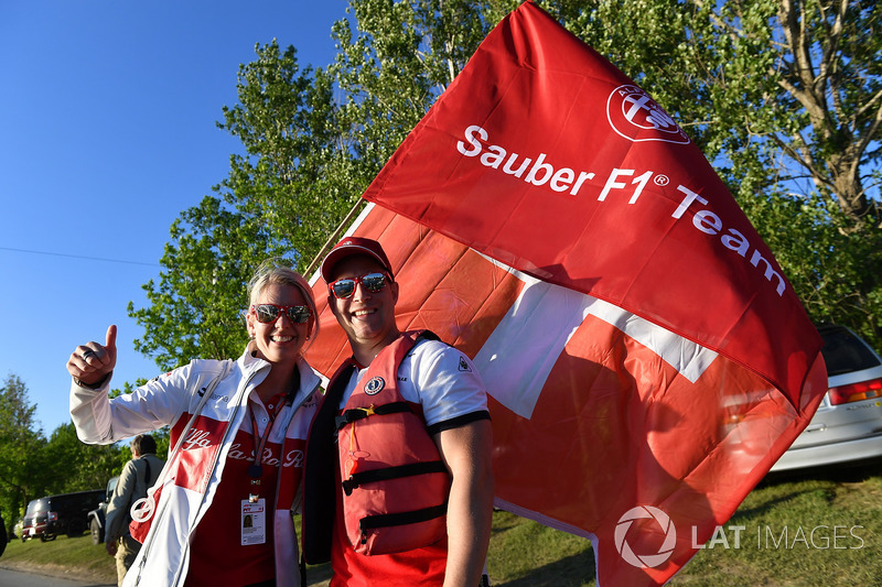 Sauber lors de la course de radeaux