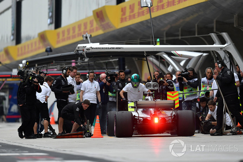 Lewis Hamilton, Mercedes-AMG F1 W09 EQ Power+