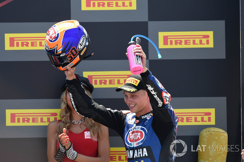 Podio: il secondo classificato Michael van der Mark, Pata Yamaha