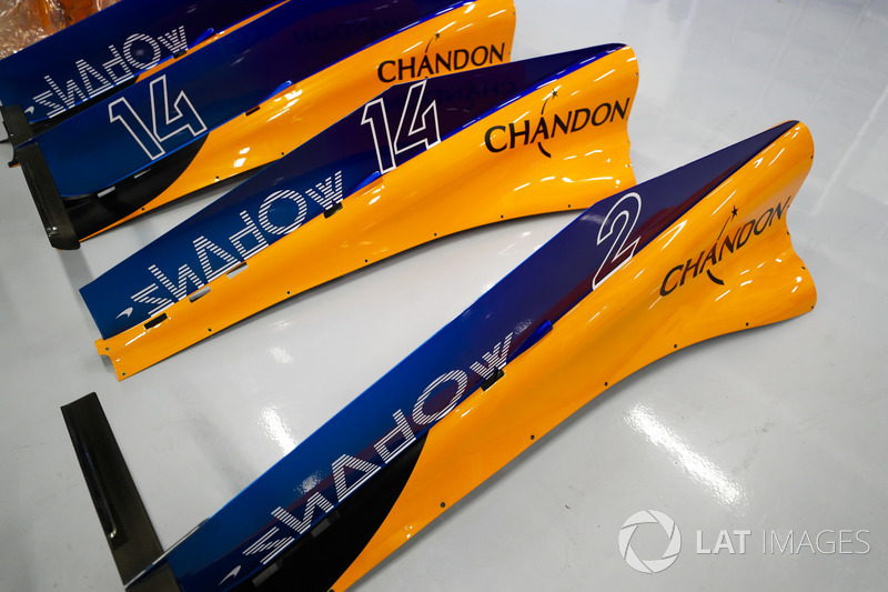 Engine covers for the cars of Fernando Alonso, McLaren MCL33, and Stoffel Vandoorne, McLaren MCL33