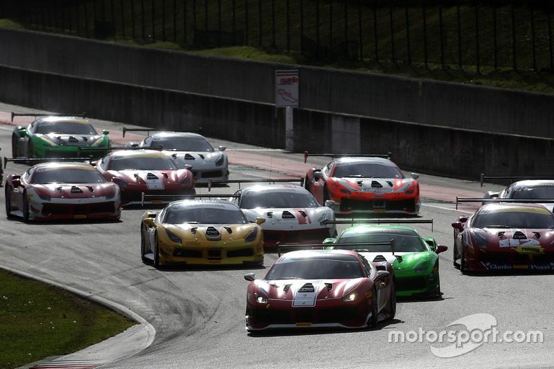 Start Race 2 Ferrari European Challenge