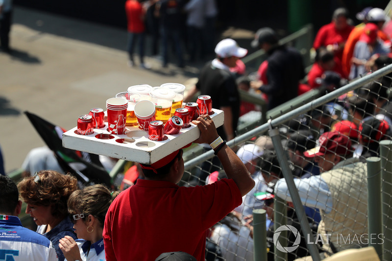 Beer and drinks seller