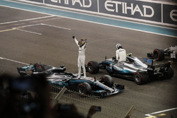 Lewis Hamilton, Mercedes-Benz F1 W08 and Valtteri Bottas, Mercedes-Benz F1 W08 celebrate in parc ferme