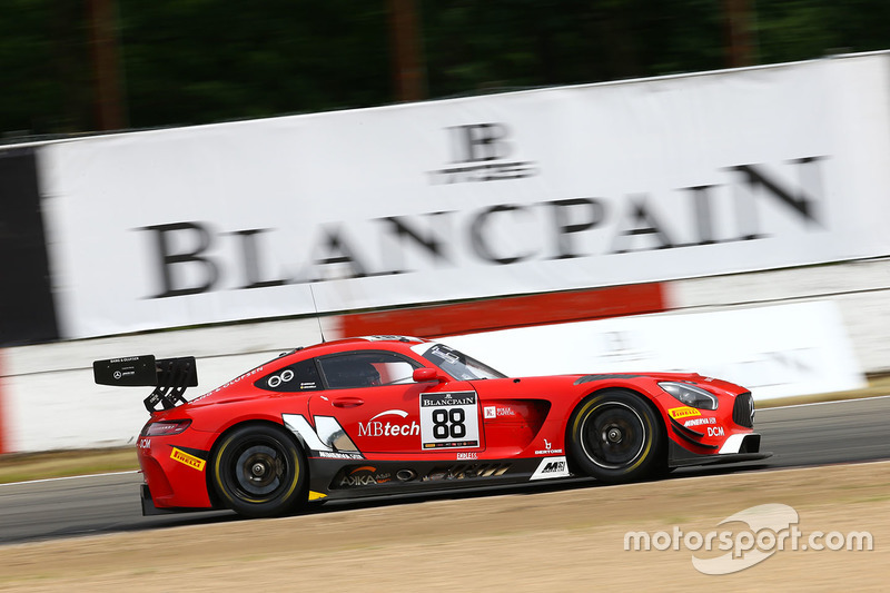 #88 Akka ASP Mercedes AMG GT3: Felix Serralles, Daniel Juncadella