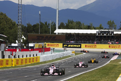 Sergio Pérez, Sahara Force India F1 VJM10, Esteban Ocon, Sahara Force India F1 VJM10, Nico Hulkenber