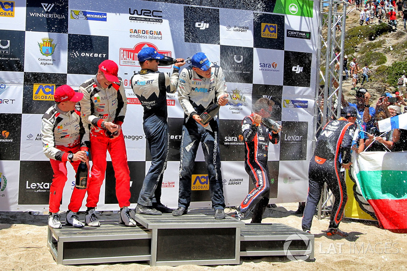 Podium: second place Jari-Matti Latvala, Miikka Anttila, Toyota Yaris WRC, Toyota Racing, Winners Ott Tänak, Martin Järveoja, M-Sport, Ford Fiesta WRC, third place Thierry Neuville, Nicolas Gilsoul, Hyundai Motorsport, Hyundai i20 Coupe WRC