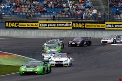 #19 GRT Grasser Racing Team, Lamborghini Huracán GT3: Ezequiel Perez Companc, Mirko Bortolotti führt