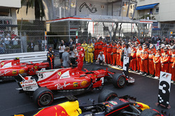 Nico Rosberg, Mercedes-Benz Ambassador talks to race winner Sebastian Vettel, Ferrari and Daniel Ric
