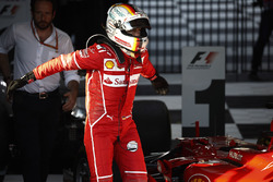 El ganador Sebastian Vettel, Ferrari