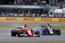 Sebastian Vettel, Ferrari SF70H, with a front puncture