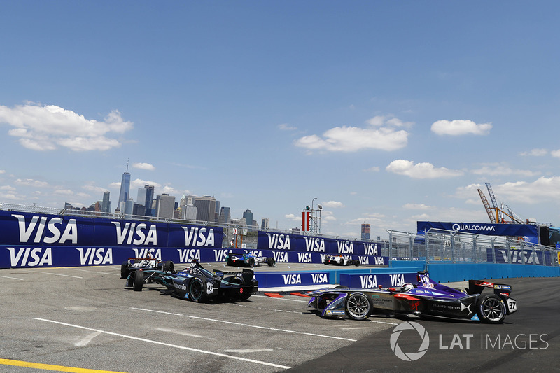 Adam Carroll, Jaguar Racing, Alex Lynn, DS Virgin Racing