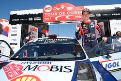 Winner Thierry Neuville, Hyundai i20 Coupe WRC, Hyundai Motorsport