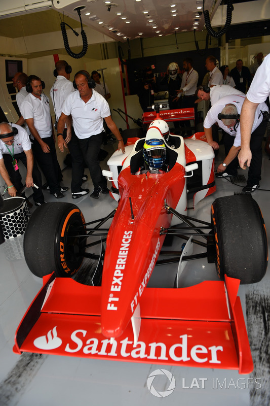 Zsolt Baumgartner, F1 Experiences 2-Seater driver