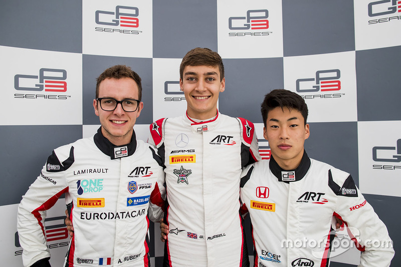 Ganador de la pole George Russell, ART Grand Prix, segundo Anthoine Hubert, ART Grand Prix, tercero Nirei Fukuzumi, ART Grand Prix