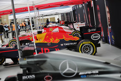 Mercedes, Red Bull Racing, Ferrari, Sahara Force India F1, Williams, McLaren, Scuderia Toro Rosso un