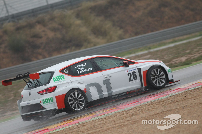 El Seat Leon Eurocup de Jordi Gené, Álex Crivillé y Kristian Kwietniewski