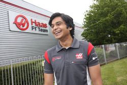 Arjun Maini, Haas F1 Team geliştirme pilotu