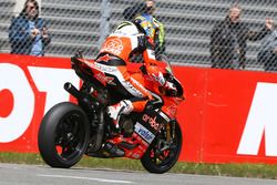 Chaz Davies, Ducati Team avec un problème mécanique