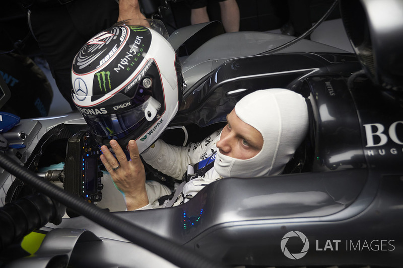 Valtteri Bottas, Mercedes AMG F1 se pone su casco