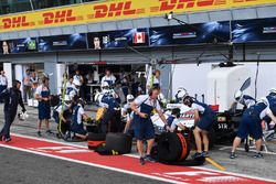 Arrêt au stand pour Lance Stroll, Williams FW40