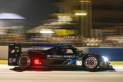 #10 Wayne Taylor Racing, Cadillac DPi: Ricky Taylor, Jordan Taylor, Alex Lynn