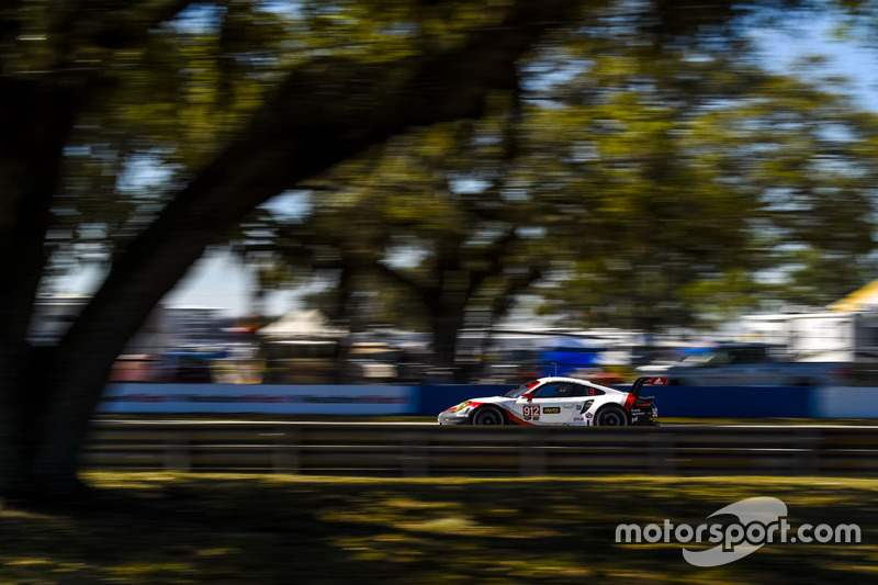 #912 Porsche Team North America Porsche 911 RSR: Kevin Estre, Laurens Vanthoor, Richard Lietz