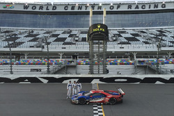 #66 Ford Performance Chip Ganassi Racing Ford GT: Joey Hand, Dirk Müller, Sébastien Bourdais
