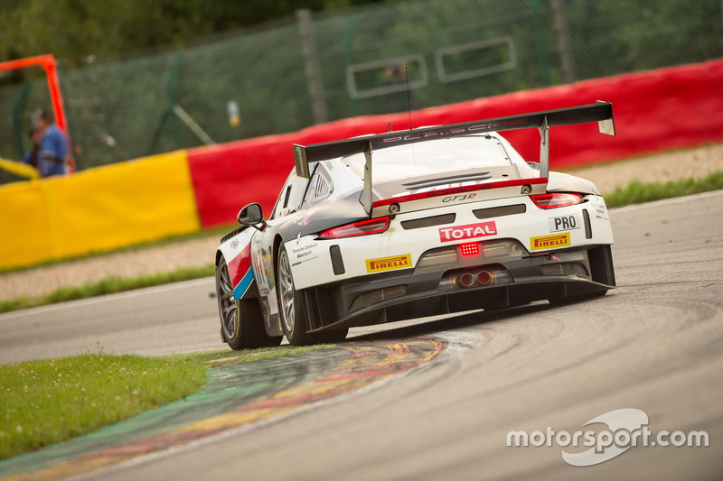 #117 KÜS Team 75 Bernhard Porsche 991 GT3 R: Laurens Vanthoor, Kevin Estre, Michael Christensen