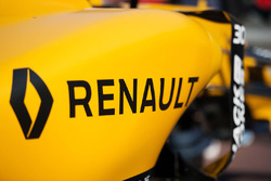 Renault Sport F1 Team RS16 engine cover