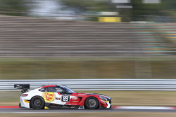 #89 AKKA ASP, Mercedes-AMG GT3: Laurent Cazenave, Daniele Perfetti, Michael Lyons