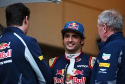 James Key, Director técnico de Scuderia Toro Rosso, Carlos Sainz Jr., Scuderia Toro Rosso y el Dr. H