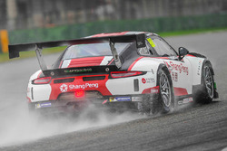 #88 Craft Bamboo Racing Porsche Porsche 911 GT3 R: Richard Lyons, Frank Yu