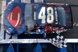 Le vainqueur Jimmie Johnson, Hendrick Motorsports Chevrolet