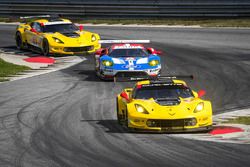 #4 Corvette Racing Chevrolet Corvette C7.R: Oliver Gavin, Tommy Milner