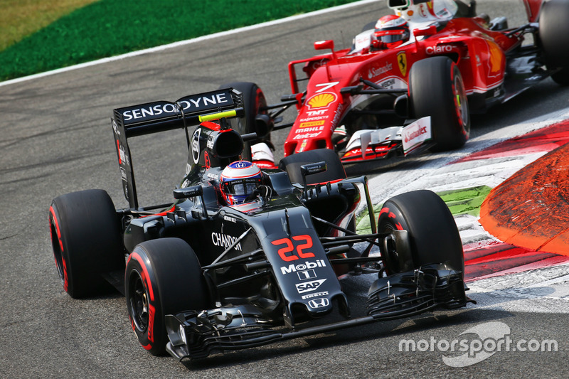 14: Jenson Button, McLaren MP4-31
