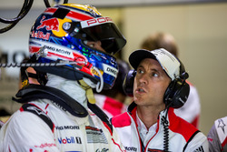 Porsche Team: Timo Bernhard, Mark Webber
