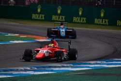 Jake Dennis, Arden International leads Akash Nandy, Jenzer Motorsport