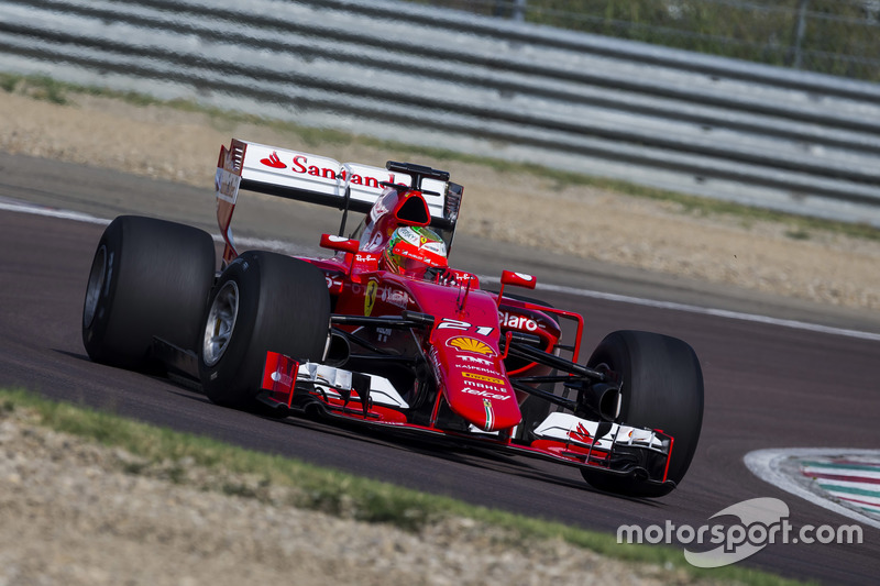 Esteban Gutierrez, Ferrari, prova le gomme Pirelli 2017