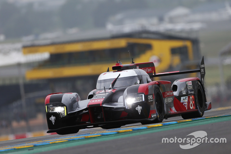 #8 Audi Sport Team Joest Audi R18 e-tron quattro: Lucas di Grassi, Loic Duval, Oliver Jarvis