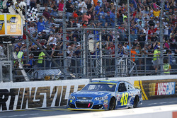 Jimmie Johnson, Hendrick Motorsports Chevrolet takes the win