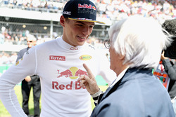 Max Verstappen, Red Bull Racing talks with F1 supremo Bernie Ecclestone