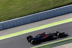 Stoffel Vandoorne, McLaren MP4-31, Test- und Ersatzfahrer