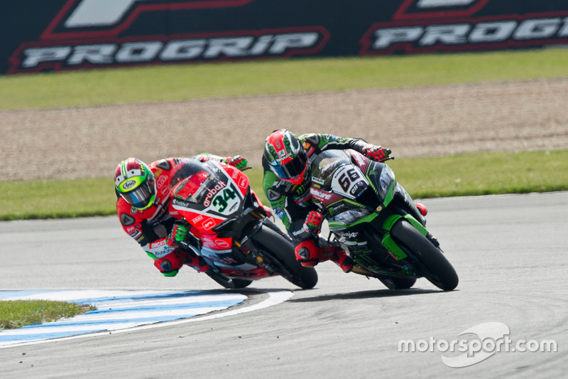 Tom Sykes, Kawasaki Racing Team, Davide Giugliano, Aruba.it Racing - Ducati Team