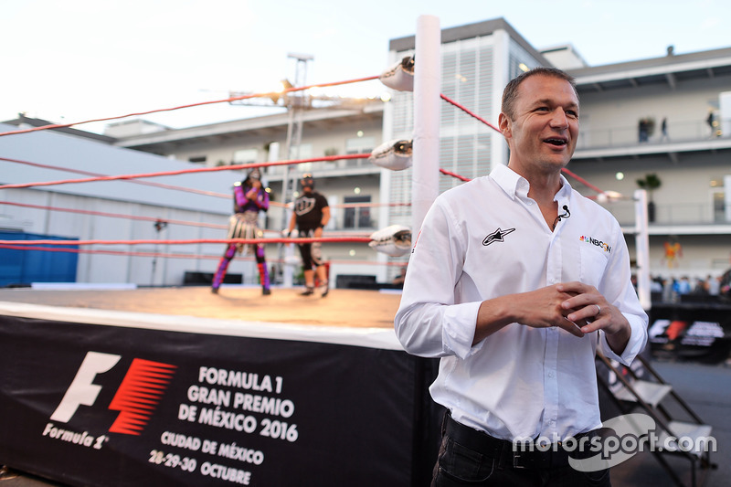 Townsend Bell, NBC Presentador