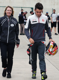 Charles Leclerc, Haas F1 Team Piloto de prueba