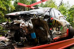 La voiture accidentée de Stéphane Lefebvre et Gabin Moreau, Citroën DS3 WRC, Abu Dhabi Total World Rally Team